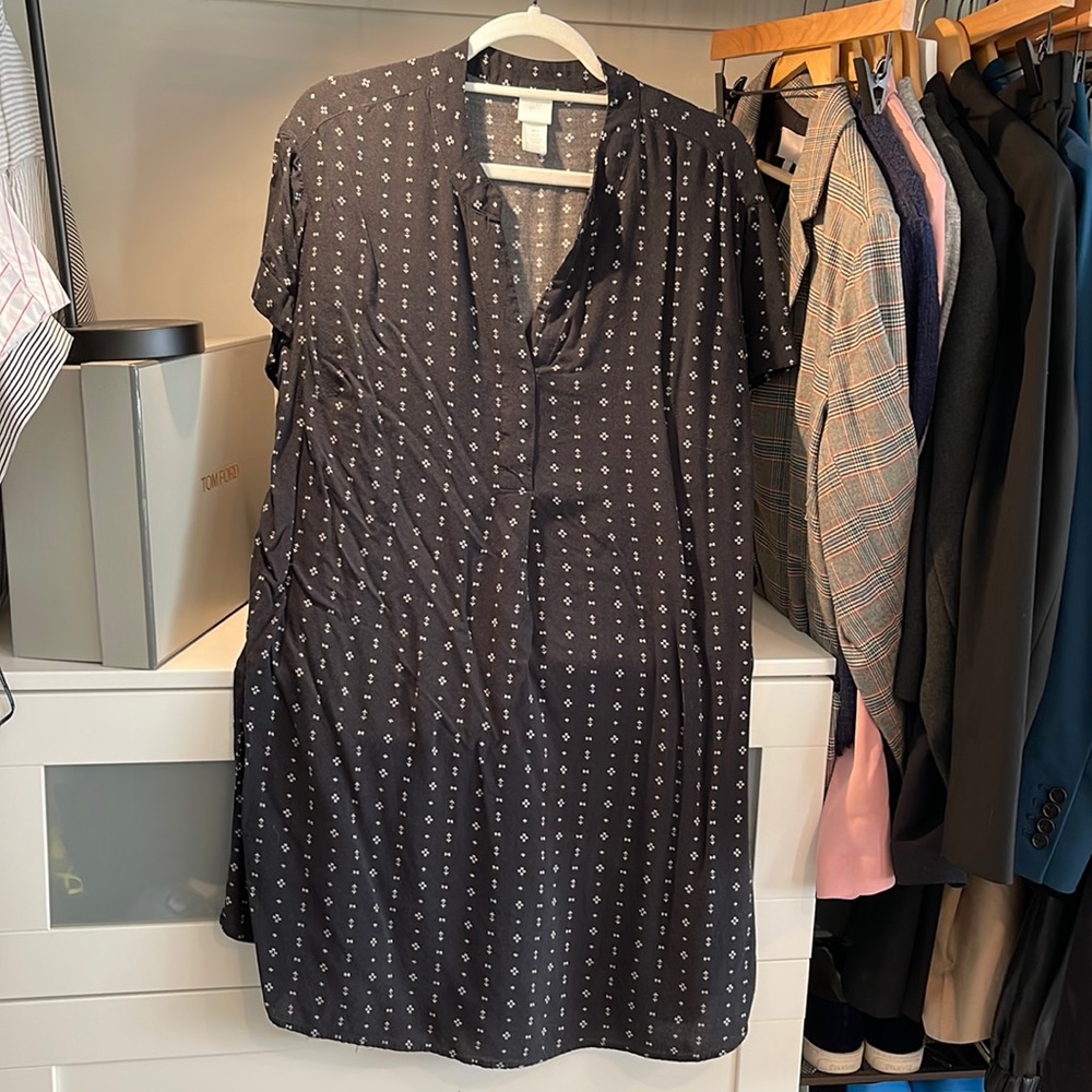 H&M black dress with white print